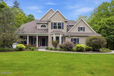 /international/us/11-aspen-ridge-queensbury-ny-110108192679/
