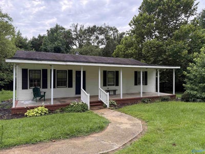 /international/us/9194-county-road-236-town-creek-al-110108976651/