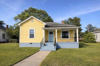 /international/us/38-n-greenwood-ave-ware-shoals-sc-110106703823/