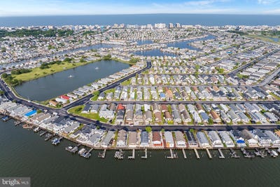 /international/us/512-nautical-lane-ocean-city-md-110100676337/