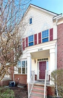 /international/us/6108-heron-hills-drive-wolverine-lake-vlg-mi-110107334781/