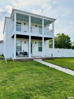 /international/us/221-stillwater-drive-chillicothe-il-110101024116/