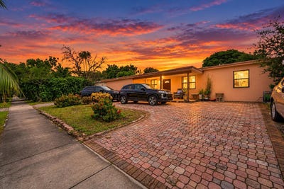 /international/us/4972-ne-14th-avenue-pompano-beach-fl-110120860157/