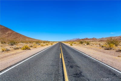 /international/us/1-lake-road-barstow-ca-110107848903/