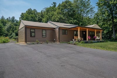 /international/us/85-narrows-rd-westminster-ma-110119548520/