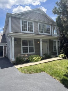 /international/us/188-brompton-drive-sugar-grove-il-110109119396/