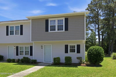 /international/us/1-portwest-townhouses-court-swansboro-nc-110108219956/