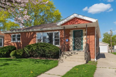 /international/us/752-e-164th-street-south-holland-il-110107511565/