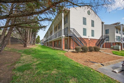 /international/us/900-mountain-creek-road-chattanooga-tn-110106271258/