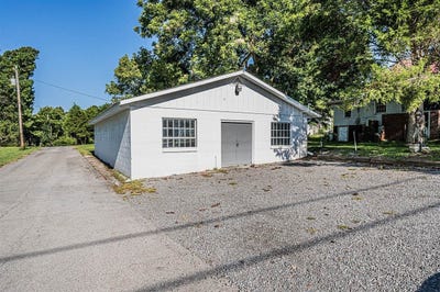 /international/us/4463-highway-175-graham-ky-110093727000/