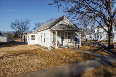 /international/us/623-n-6th-street-fredonia-ks-110105095136/