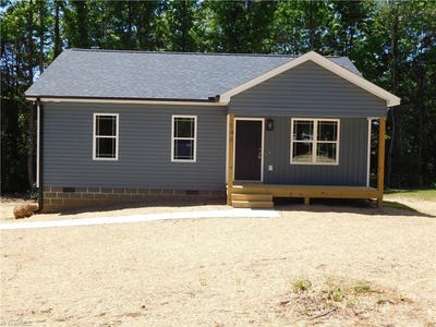 /international/us/140-crestwood-circle-high-point-nc-110107939313/