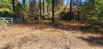 /international/us/3733-xx-sand-creek-rd-kettle-falls-wa-110107700949/