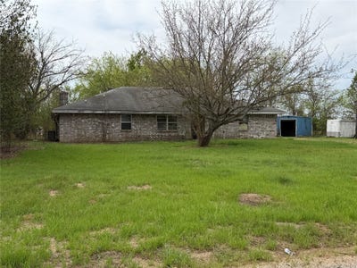 /international/us/1490-county-road-44550-paris-tx-110106791520/