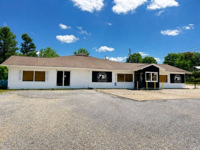 /international/us/1717-state-highway-17-hamilton-al-110108015498/