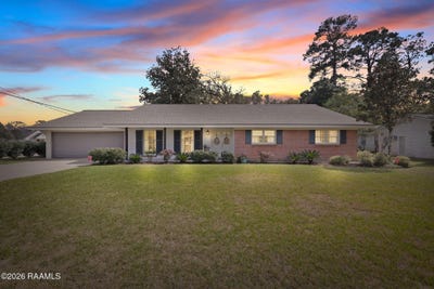 /international/us/101-s-arlington-drive-lafayette-la-110106200294/