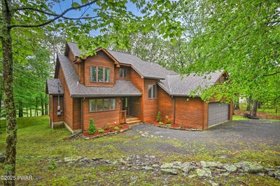 /international/us/105-beechwood-lane-greentown-pa-110098566373/