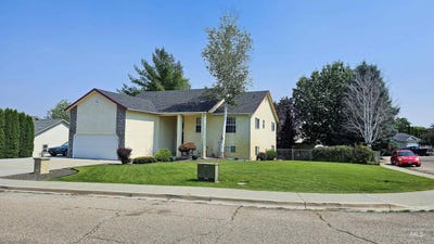 /international/us/875-hughes-drive-payette-id-110106801616/