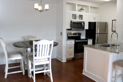 /international/us/1300-park-w-boulevard-mount-pleasant-sc-110104273596/