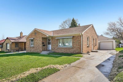 /international/us/3316-s-60th-st-milwaukee-wi-110108531741/