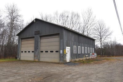 /international/us/418-hunnewell-avenue-pittsfield-me-110103574358/