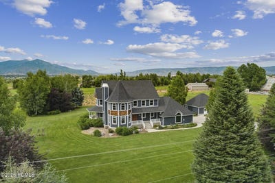 /international/us/3136-w-2400-south-heber-city-ut-110106143832/