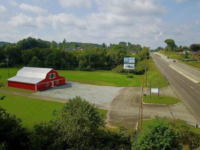 /international/us/7095-carrollton-pike-galax-va-110110278687/