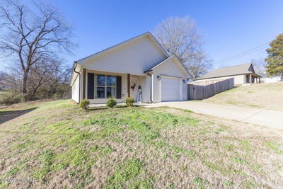 /international/us/155-whitley-avenue-henderson-tn-110104875712/