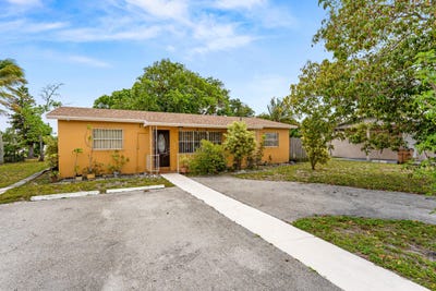 /international/us/610-sw-10th-court-deerfield-beach-fl-110107842491/