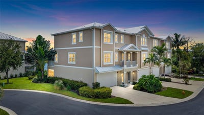 /international/us/10311-lands-end-circle-placida-fl-110119659685/
