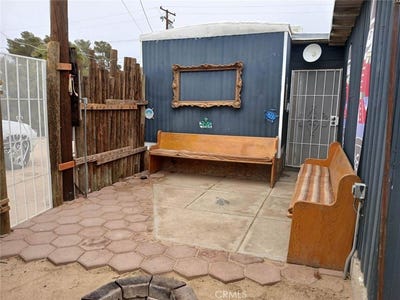 /international/us/1529-n-thorn-street-ridgecrest-ca-110101258033/