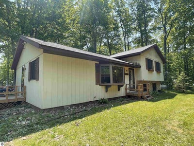 /international/us/1294-stoney-ridge-road-west-branch-mi-110100346859/
