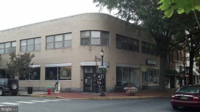 /international/us/33-w-loockerman-street-dover-de-110087248645/