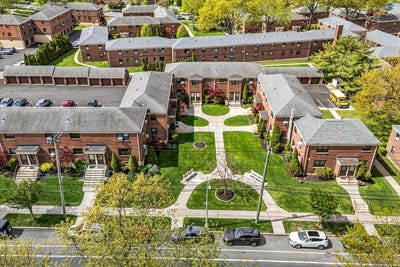 /international/us/73-48-springfield-boulevard-bayside-ny-110099063744/