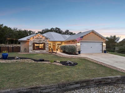 /international/us/711-monarch-canyon-lake-tx-110120130035/