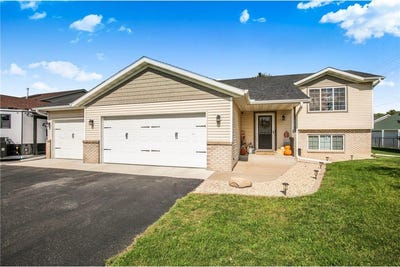 /international/us/425-3rd-street-s-sartell-mn-110107880074/