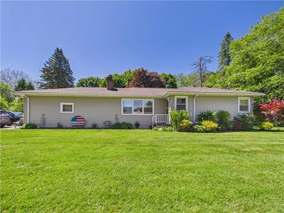 /international/us/1621-scribner-road-penfield-ny-110108533269/