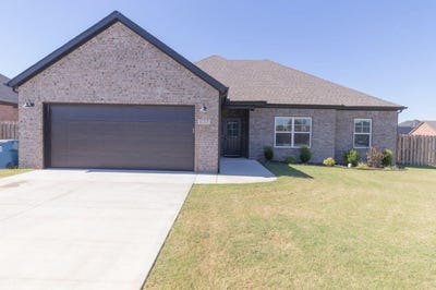 /international/us/1137-laux-lane-pea-ridge-ar-110108959626/