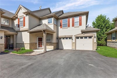 /international/us/21112-w-118th-terrace-olathe-ks-110107775907/