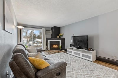 /international/us/3850-plymouth-boulevard-plymouth-mn-110106697205/