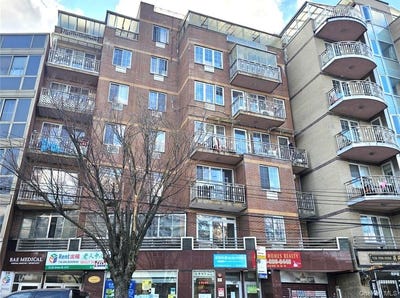 /international/us/3122-union-street-flushing-ny-110107748058/