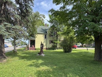 /international/us/836-7th-ave-two-harbors-mn-110101362303/?lang=en