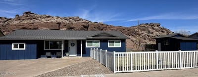 /international/us/1302-w-florida-street-holbrook-az-110099365241/