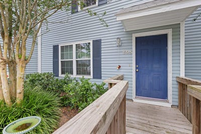 /international/us/695-e-timberwood-circle-tallahassee-fl-110108553045/