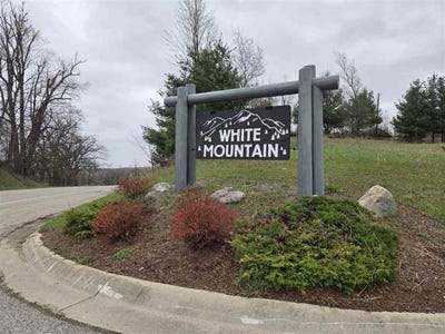 /international/us/high-pines-trail-lot-8-boyne-city-mi-110119780285/