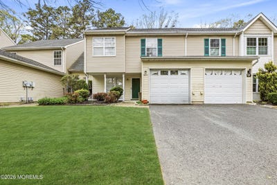 /international/us/623-woodbine-lane-lakewood-nj-110107841894/