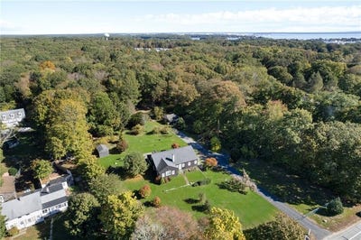 /international/us/159-ten-rod-road-north-kingstown-ri-110106059913/
