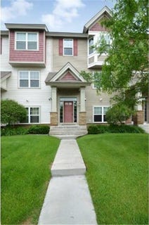 /international/us/11733-emery-village-drive-n-champlin-mn-110108541576/
