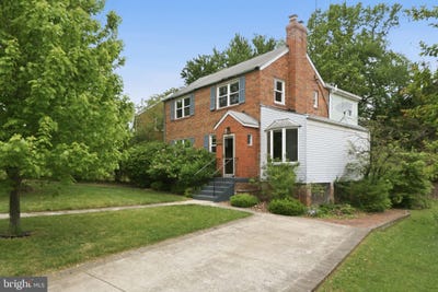 /international/us/8007-wildwood-drive-takoma-park-md-110107638093/