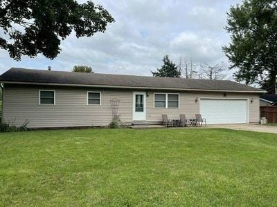 /international/us/406-park-dr-nappanee-in-110120028181/